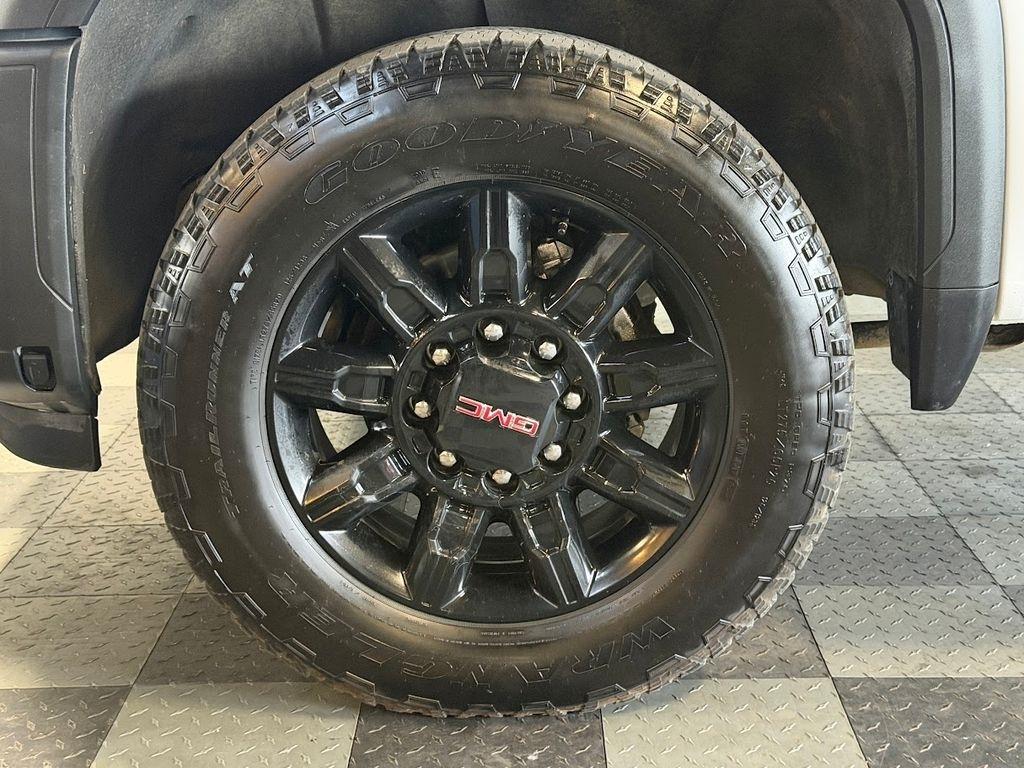 GMC Sierra 2500HD AT4 Crew Cab 4WD 2024