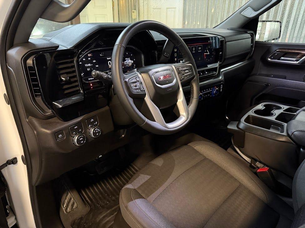 GMC Sierra 1500 Elevation Crew Cab 4WD 2024