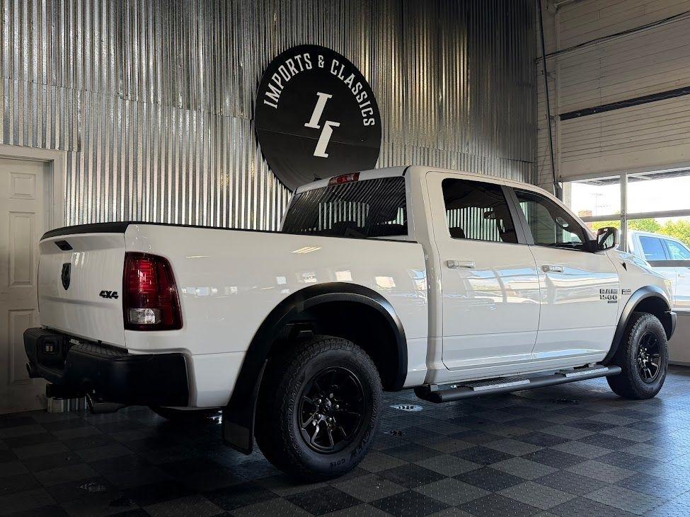 RAM 1500 Classic Warlock 4x4 Crew Cab 5'7" Box 2021