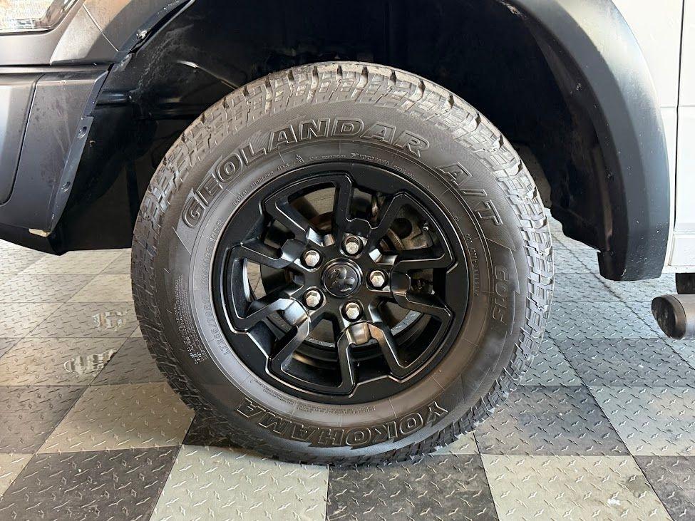 RAM 1500 Classic Warlock 4x4 Crew Cab 5'7" Box 2021