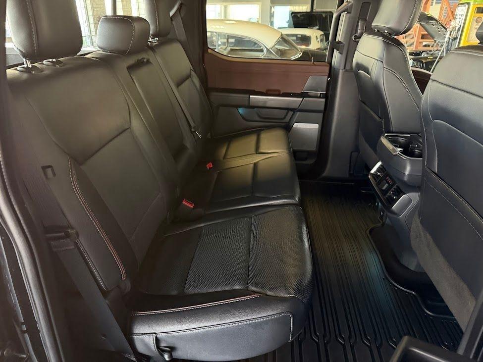 Ford F-150 Lariat SuperCrew 5.5-ft. Bed 4WD 2023