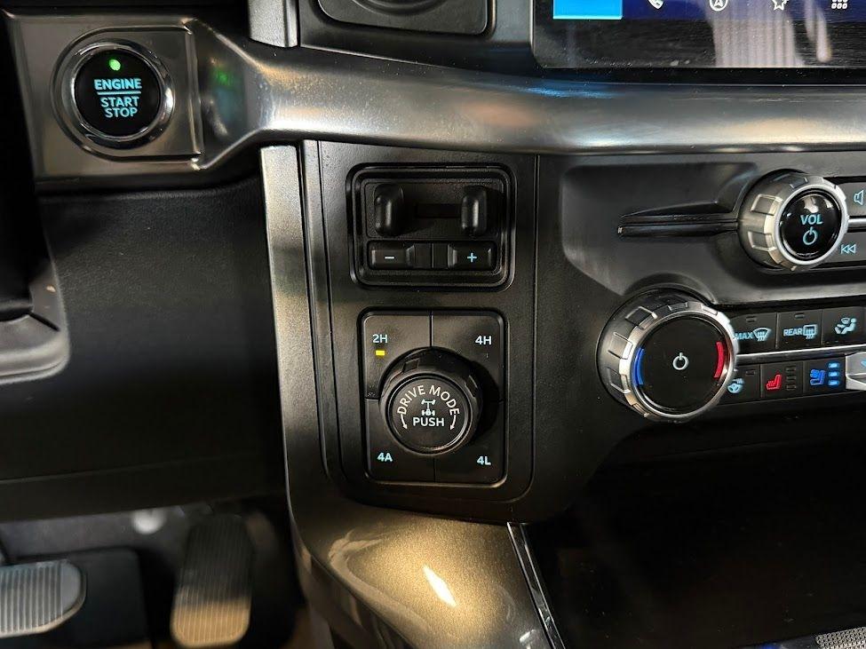 Ford F-150 Lariat SuperCrew 5.5-ft. Bed 4WD 2023