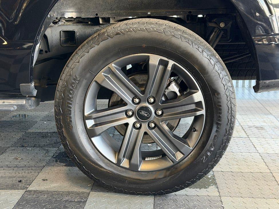 Ford F-150 Lariat SuperCrew 5.5-ft. Bed 4WD 2023