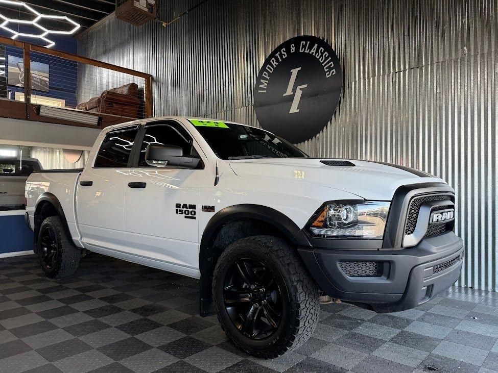 RAM 1500 Classic Warlock 4x4 Crew Cab 5'7" Box 2022