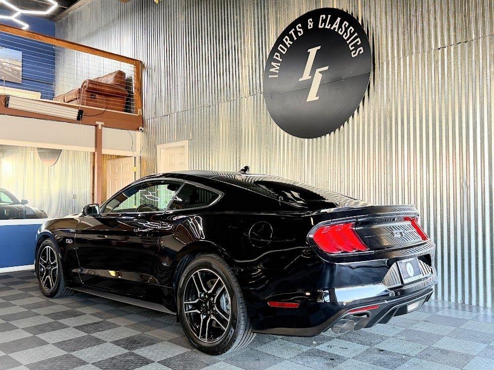 Ford Mustang GT Premium Coupe 2021