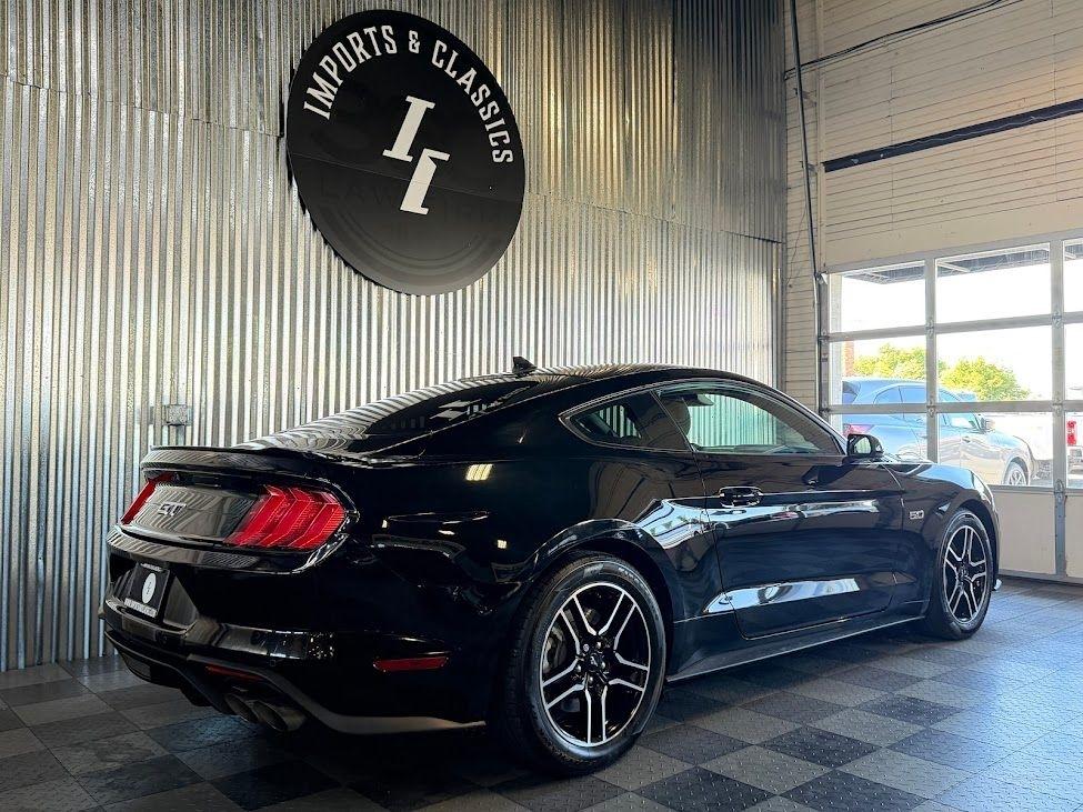 Ford Mustang GT Premium Coupe 2021