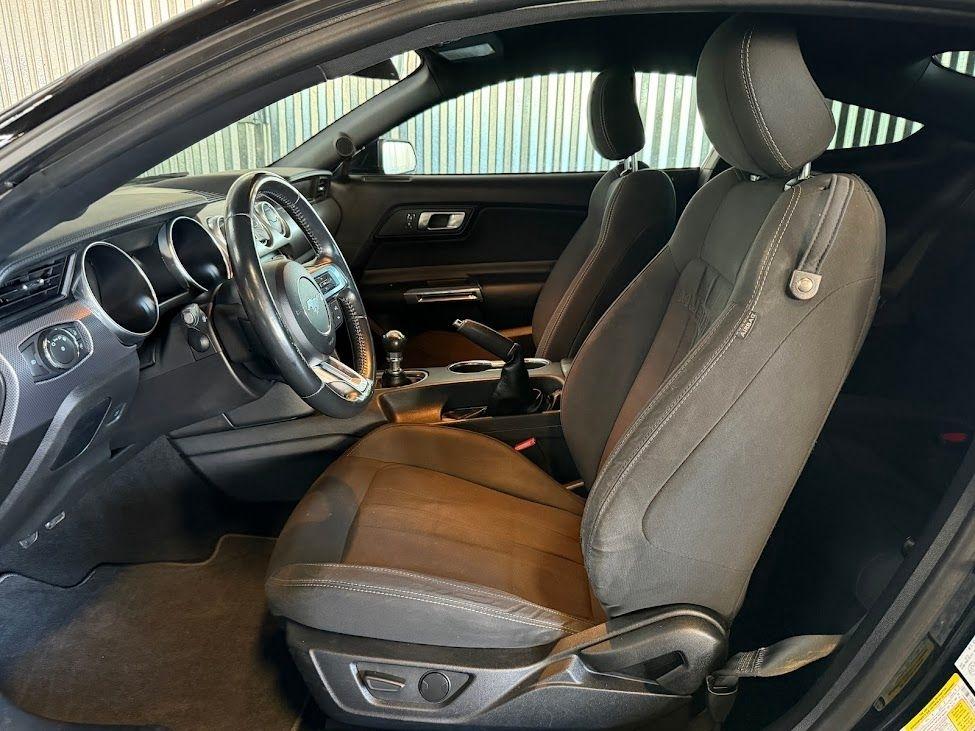 Ford Mustang GT Premium Coupe 2021
