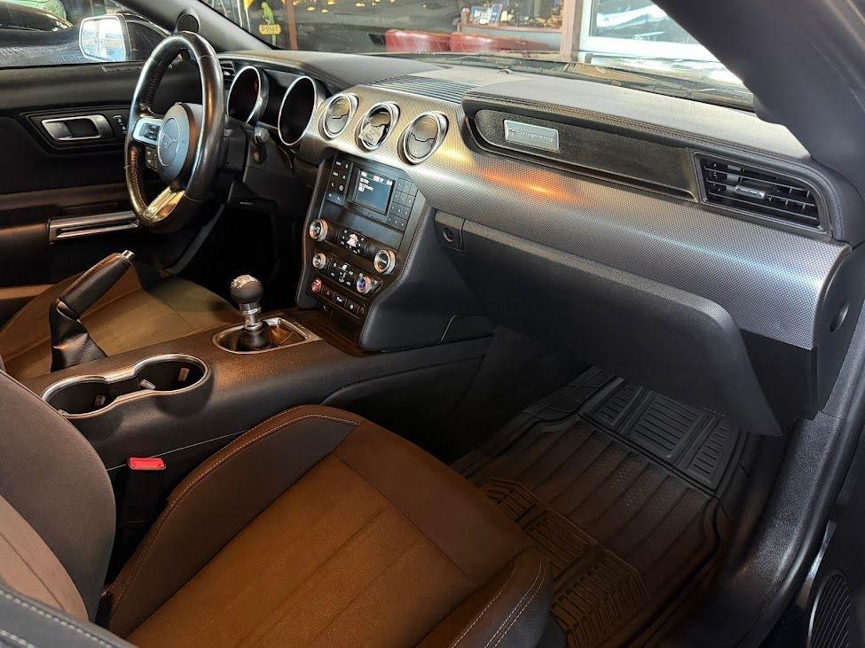Ford Mustang GT Premium Coupe 2021