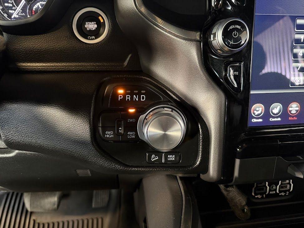 RAM 1500 Rebel Crew Cab SB 4WD 2020