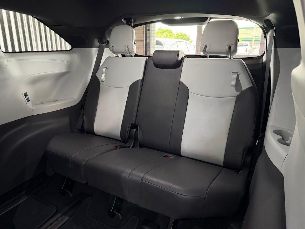 Toyota Sienna XSE 7-Passenger AWD 2023