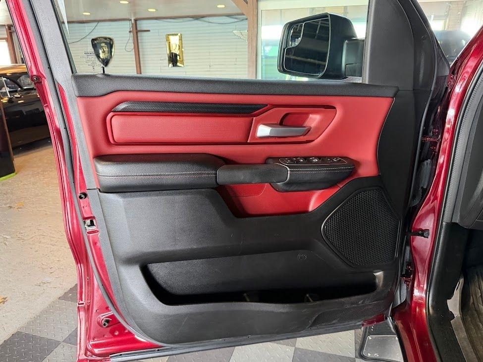 RAM 1500 Rebel Crew Cab SB 4WD 2023
