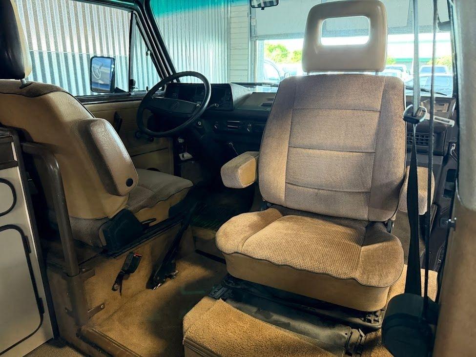 Volkswagen Vanagon Campmobile 1986