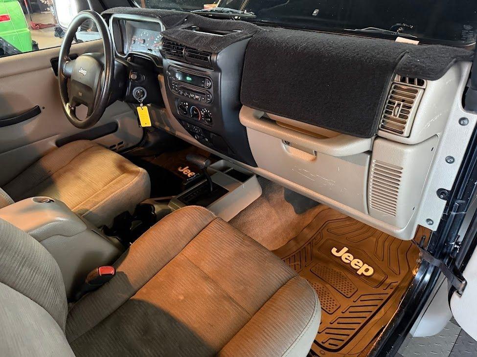 Jeep Wrangler Sport 2005