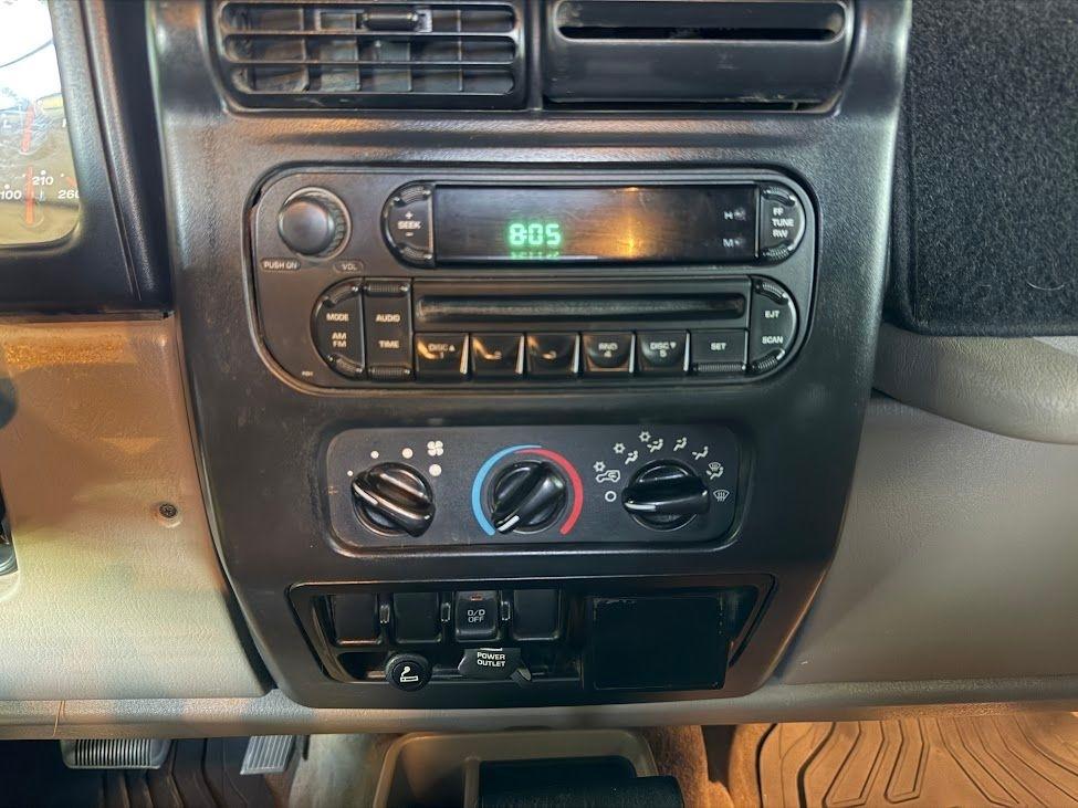 Jeep Wrangler Sport 2005
