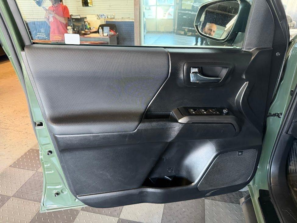 Toyota Tacoma TRD Off Road Double Cab 6' Bed V6 4x4 AT (Natl) 2021