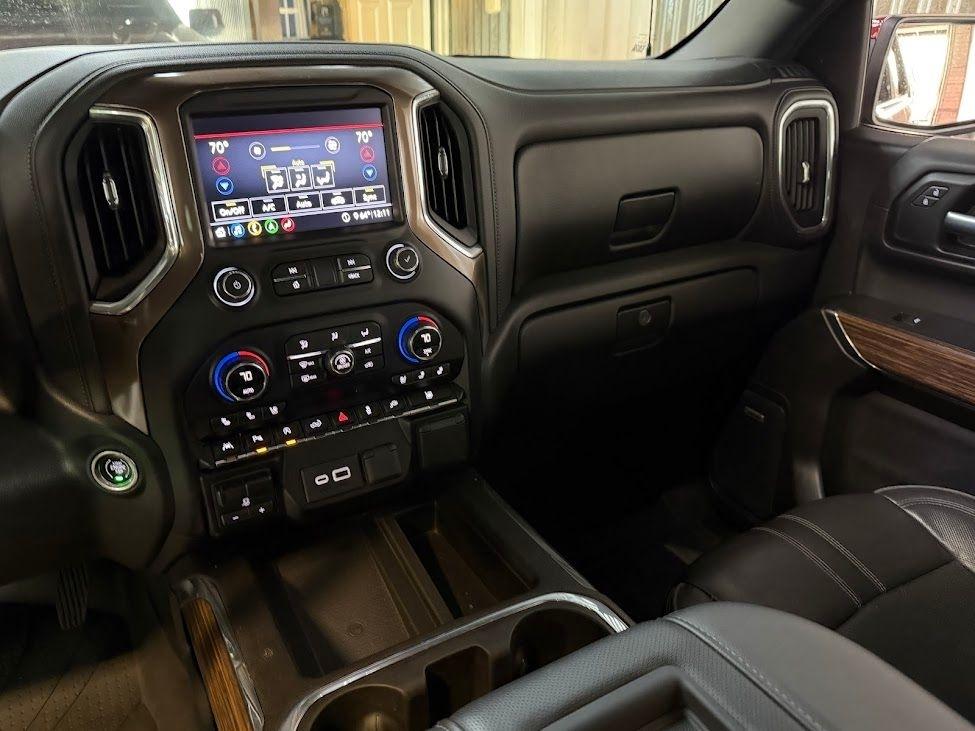 Chevrolet Silverado 1500 High Country Crew Cab 4WD 2020