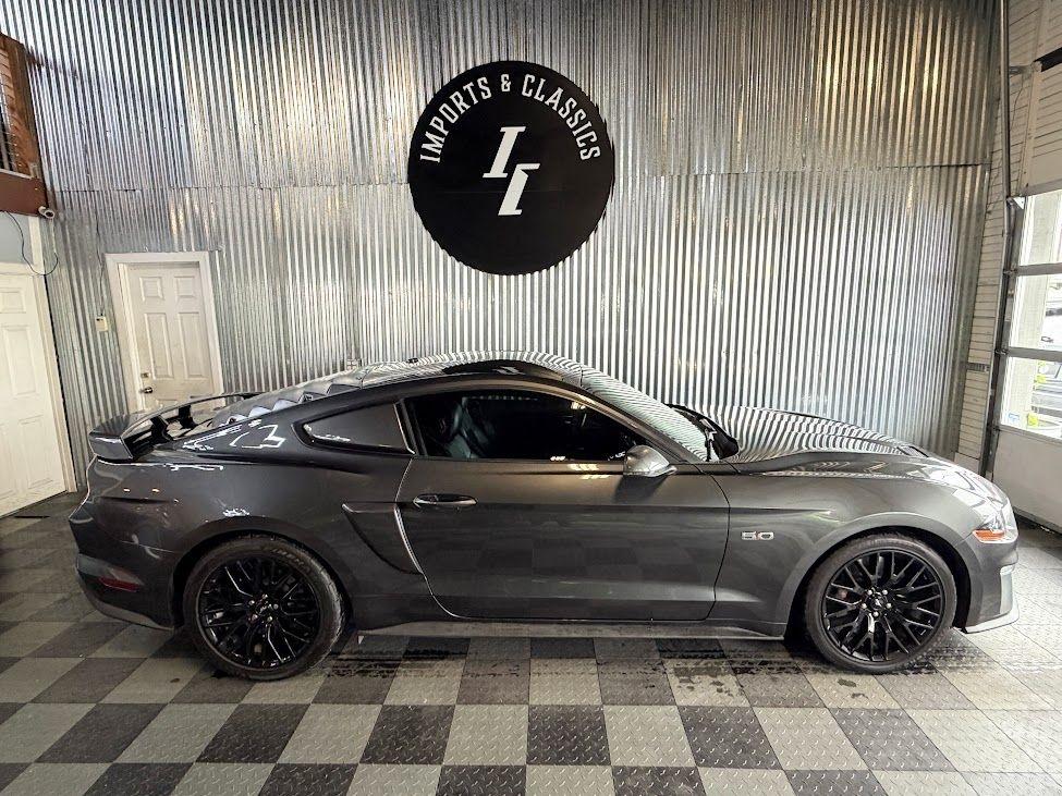 Ford Mustang GT Premium Coupe 2019