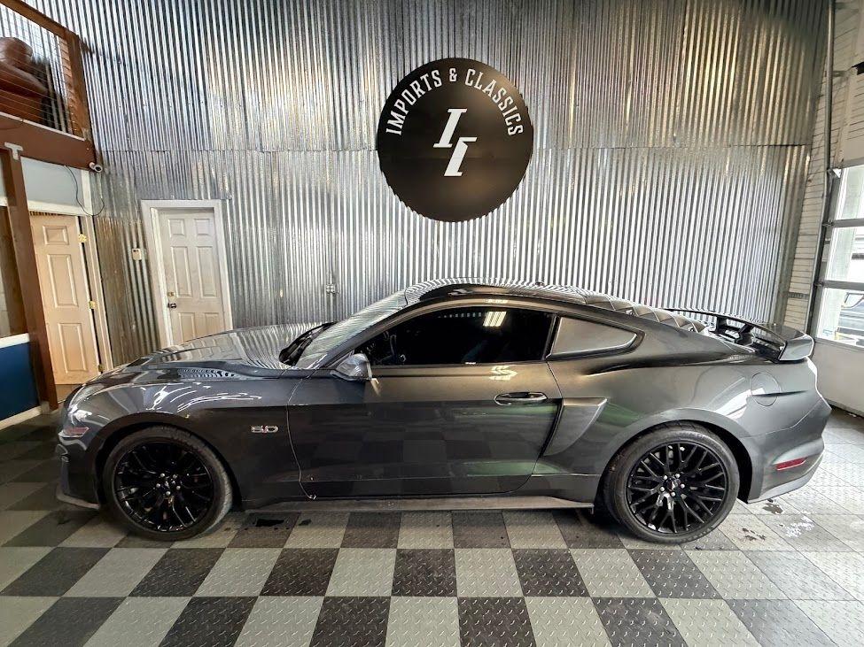 Ford Mustang GT Premium Coupe 2019