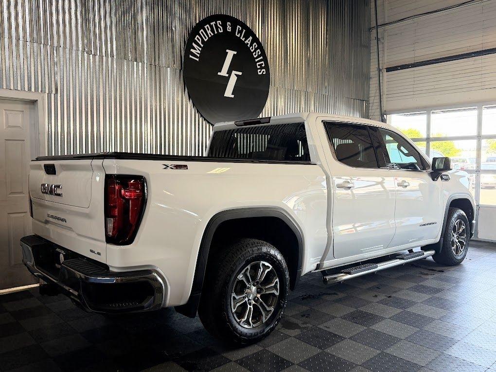 GMC Sierra 1500 SLE Crew Cab 4WD 2022