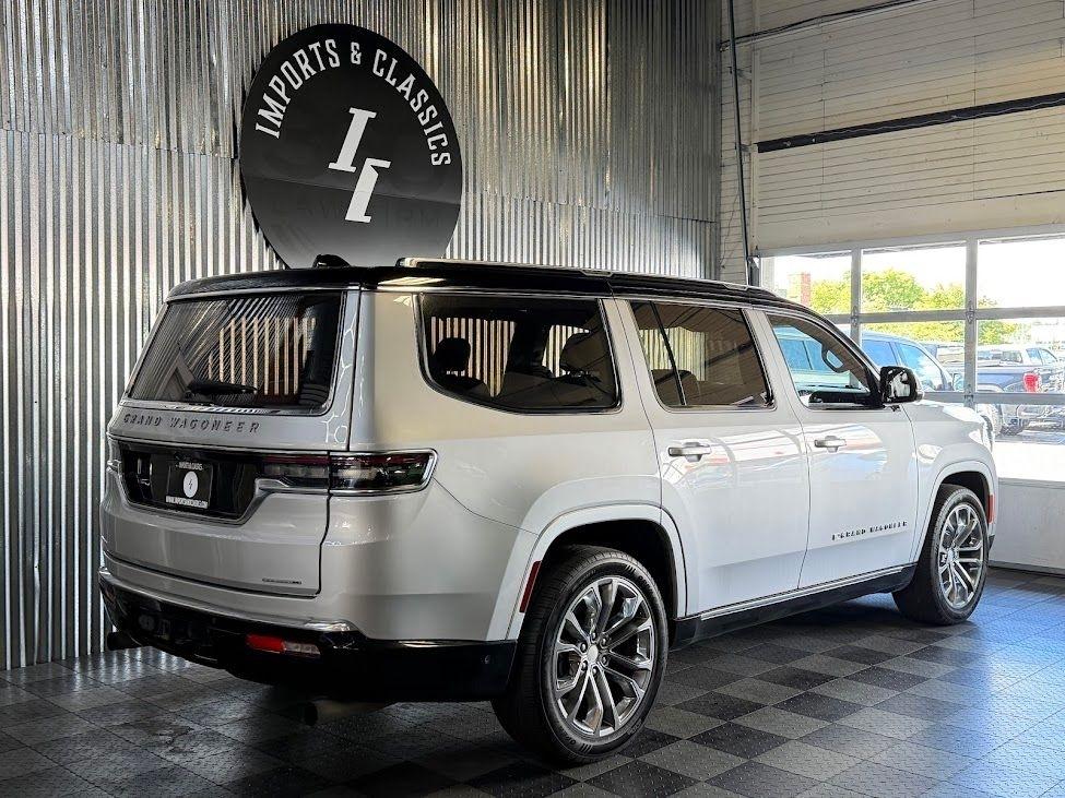 Jeep Grand Wagoneer Series II 4WD 2022