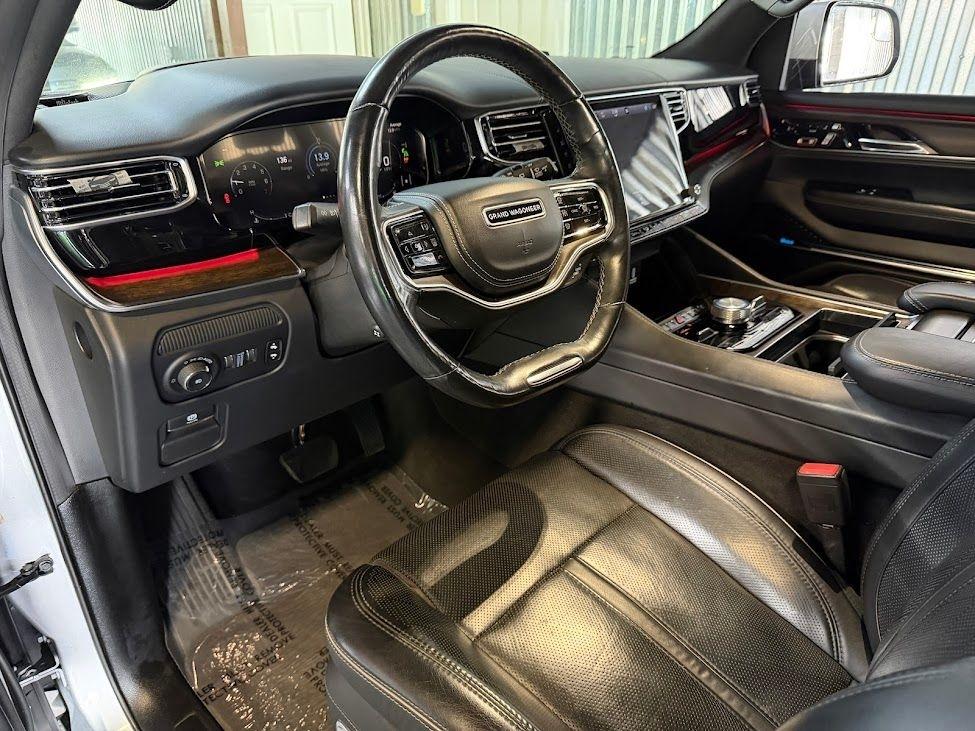 Jeep Grand Wagoneer Series II 4WD 2022
