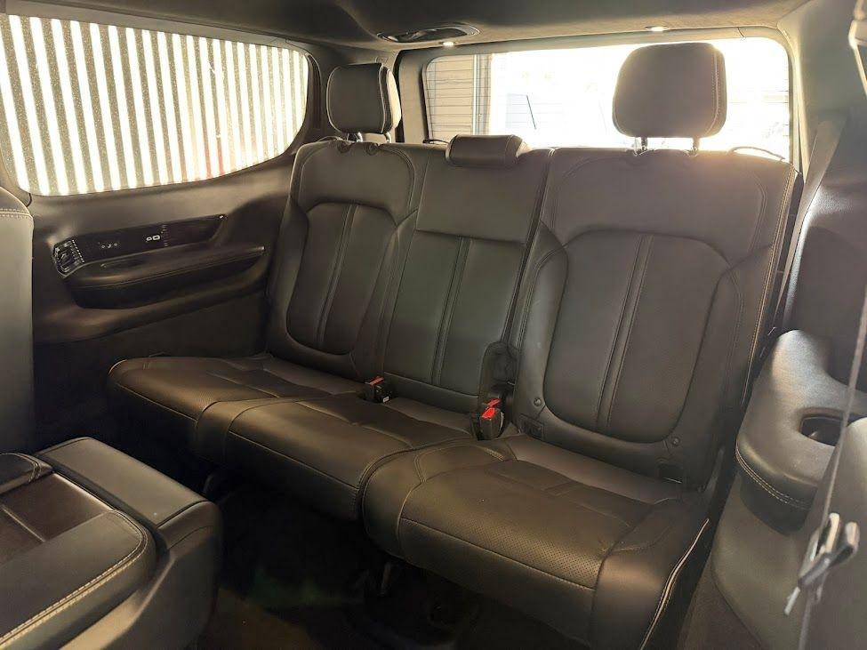 Jeep Grand Wagoneer Series II 4WD 2022