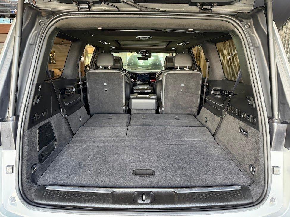 Jeep Grand Wagoneer Series II 4WD 2022