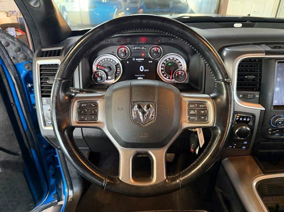 RAM 1500 Classic Tradesman Crew Cab SWB 4WD 2021
