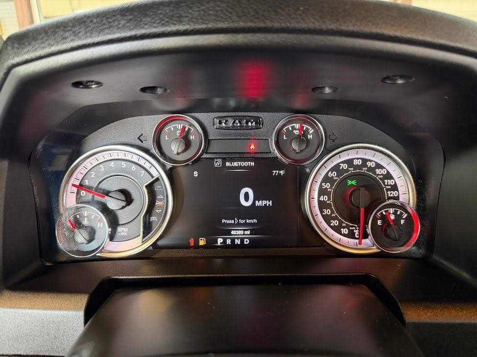 RAM 1500 Classic Tradesman Crew Cab SWB 4WD 2021