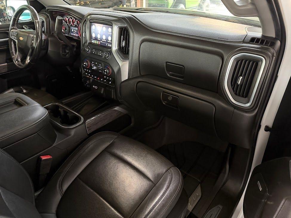 Chevrolet Silverado 1500 LTZ Crew Cab 4WD 2019