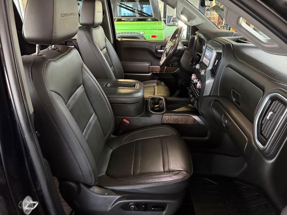 GMC Sierra 1500 Denali Crew Cab 4WD 2021