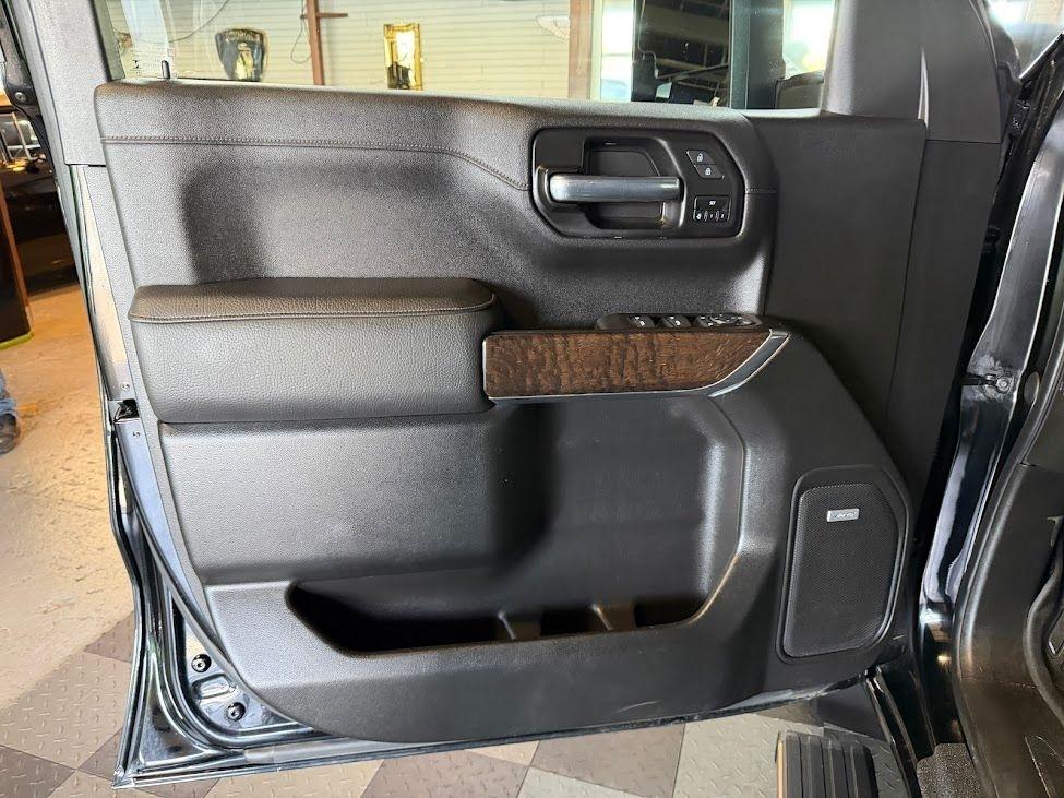 GMC Sierra 1500 Denali Crew Cab 4WD 2021