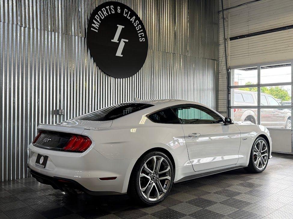 Ford Mustang GT Premium Coupe 2021