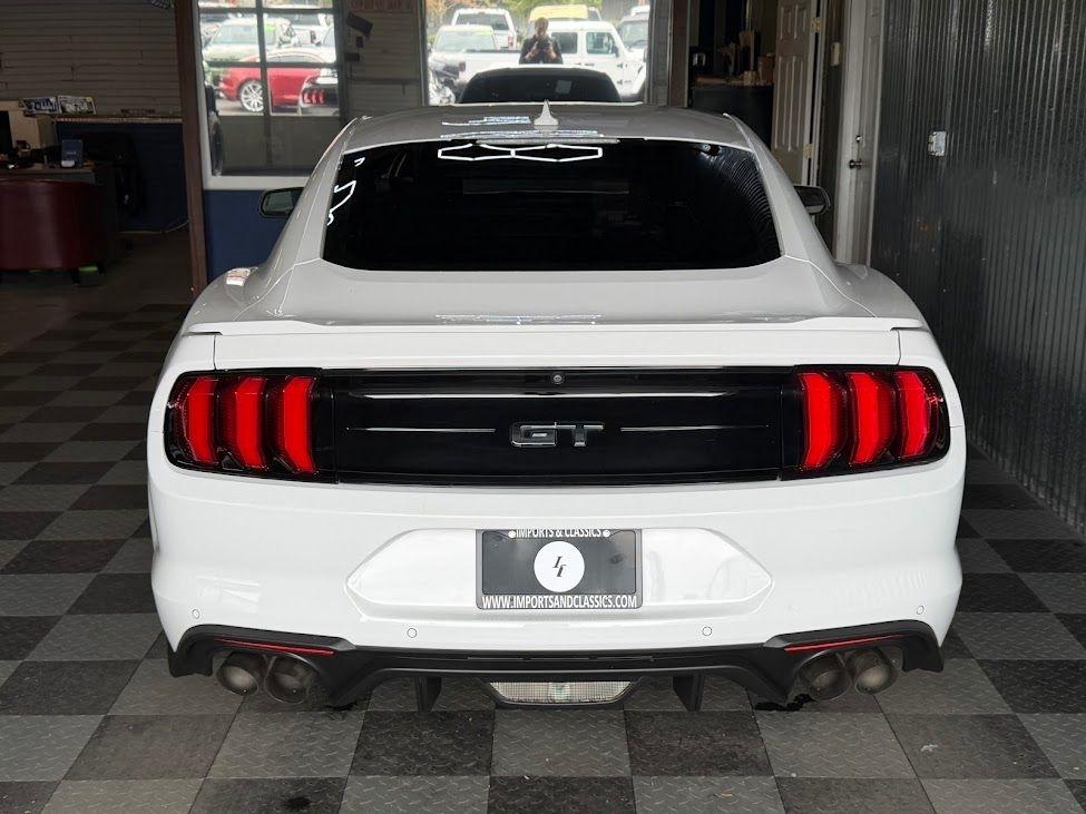 Ford Mustang GT Premium Coupe 2021
