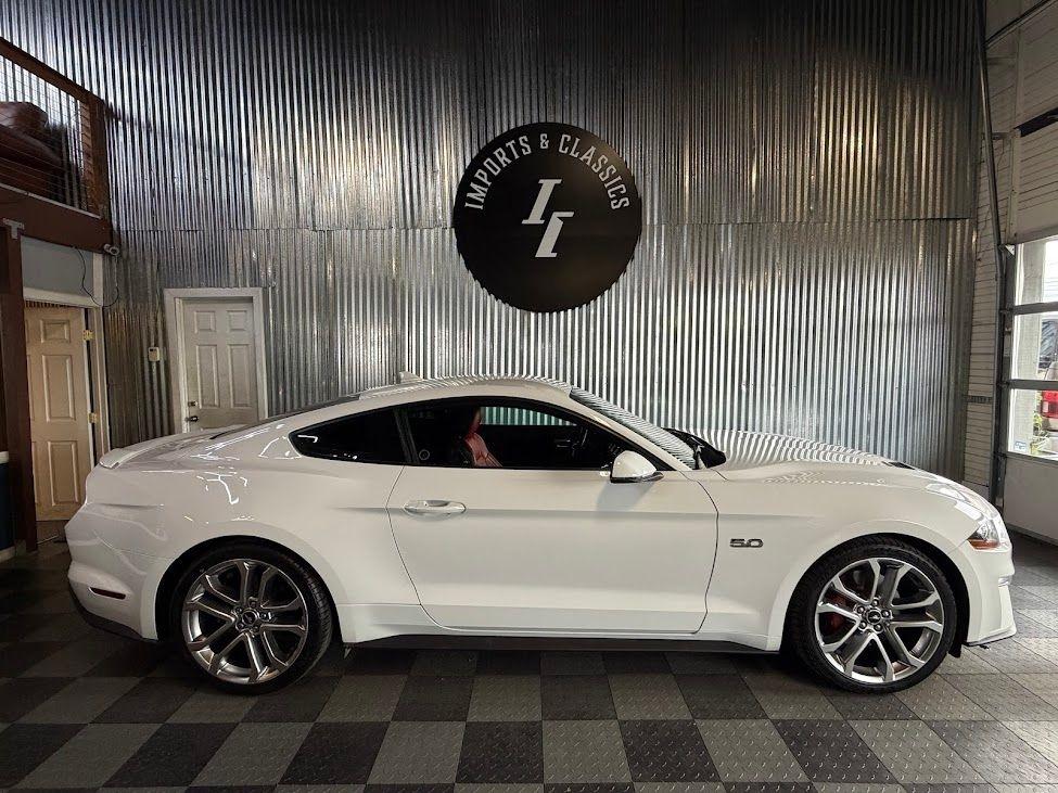 Ford Mustang GT Premium Coupe 2021