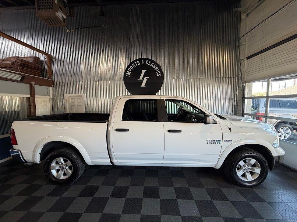 RAM 1500 Outdoorsman 4x4 Crew Cab 5'7" Box 2016