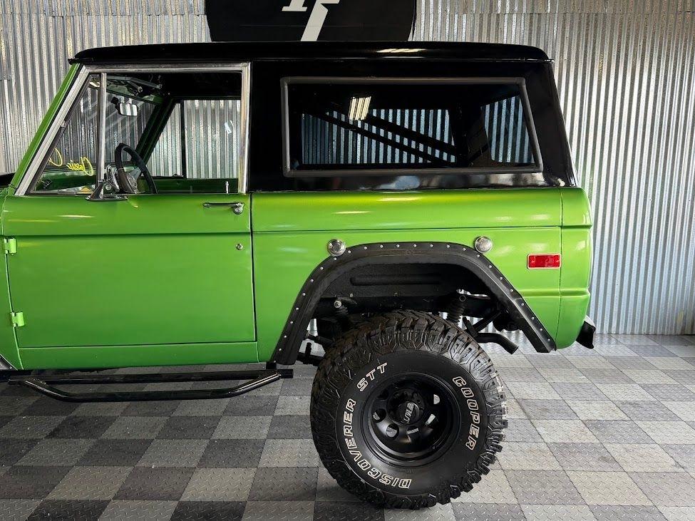 Ford Bronco  1974