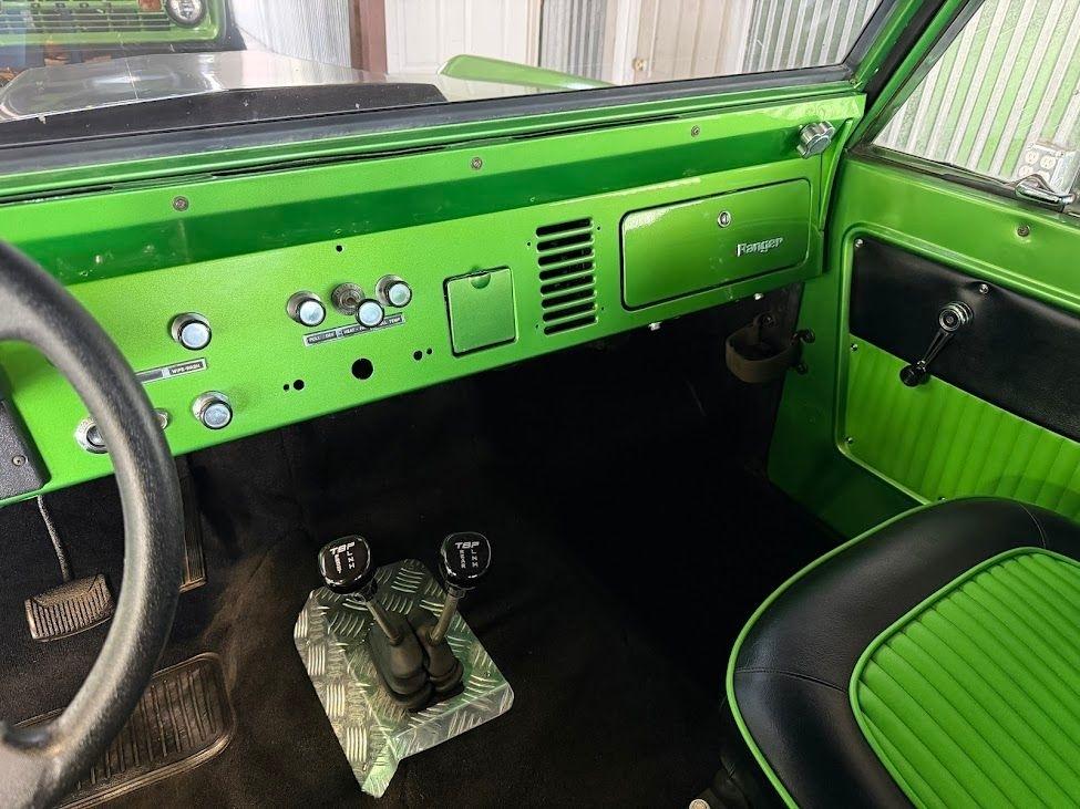 Ford Bronco  1974