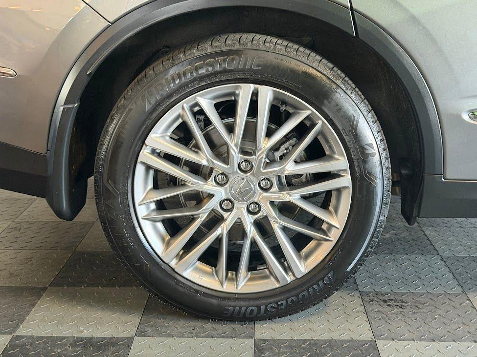 Acura MDX SH-AWD w/Advance Package 2023