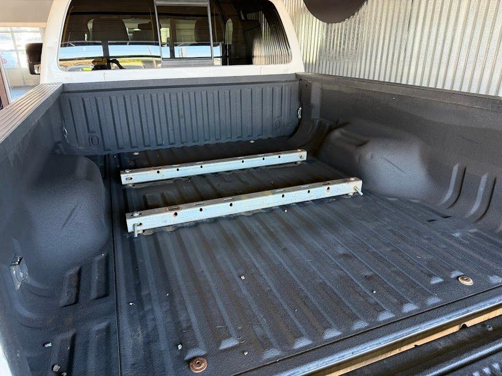 Ford F-350 SD Lariat Crew Cab 4WD 2015