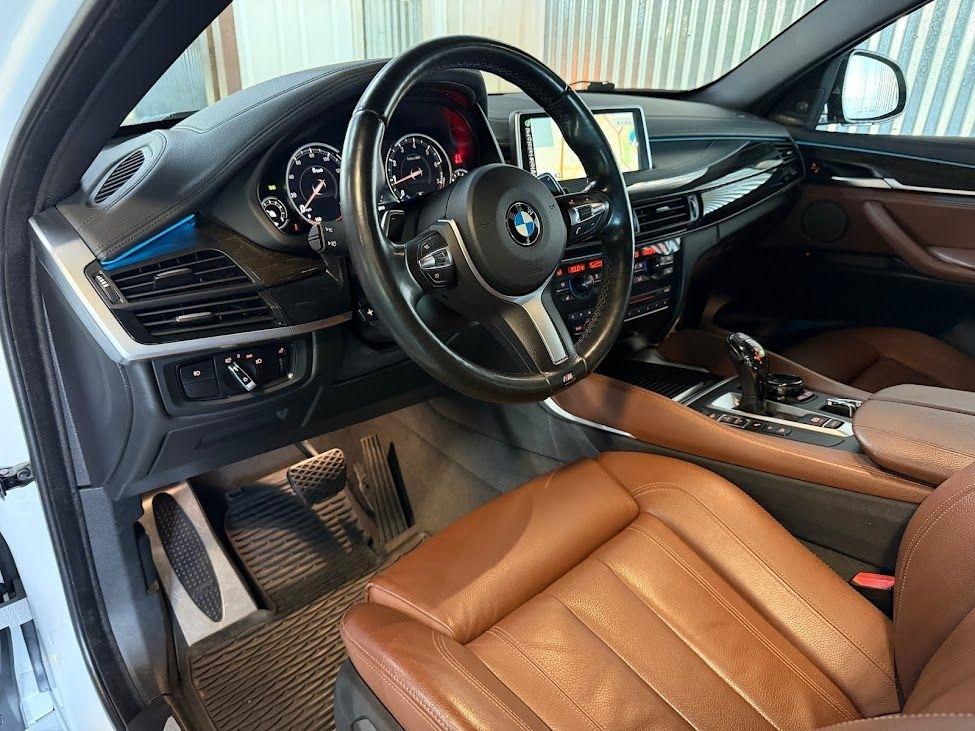BMW X6 xDrive35i 2016
