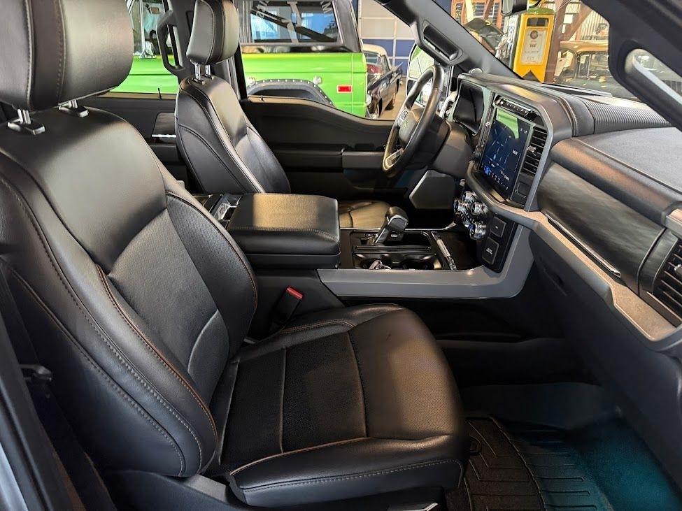 Ford F-150 Lariat SuperCrew 4WD 2024