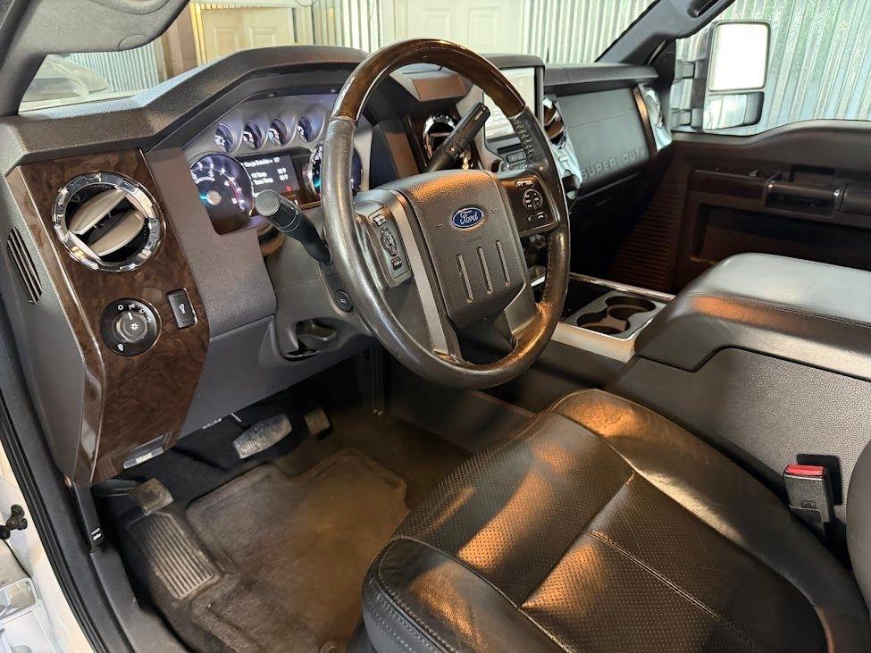 Ford F-350 SD King Ranch Crew Cab Long Bed 4WD 2016