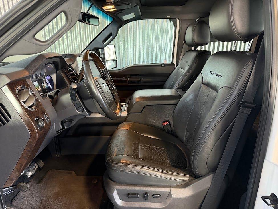 Ford F-350 SD King Ranch Crew Cab Long Bed 4WD 2016