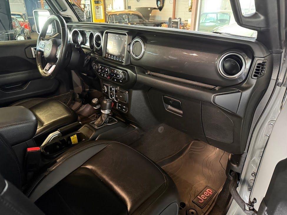 Jeep Wrangler Unlimited Sahara 2022