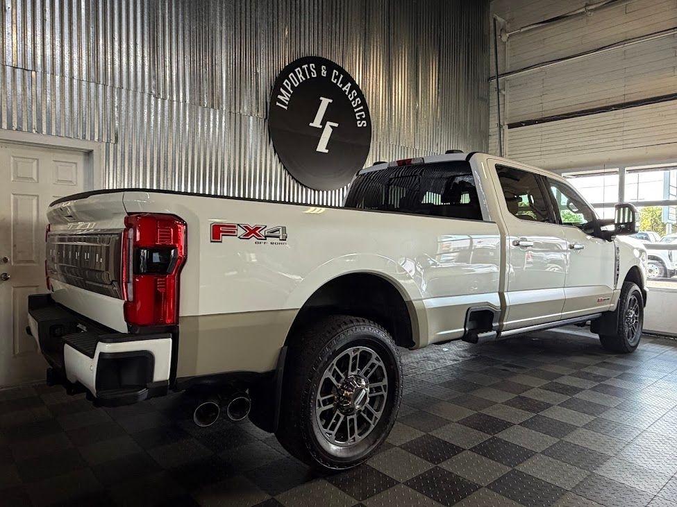Ford F-350 SD Platinum Crew Cab Long Box 4WD 2025