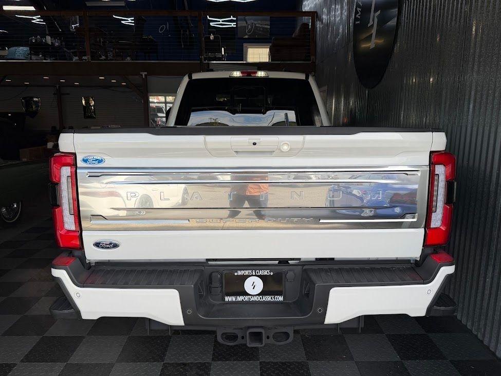 Ford F-350 SD Platinum Crew Cab Long Box 4WD 2025