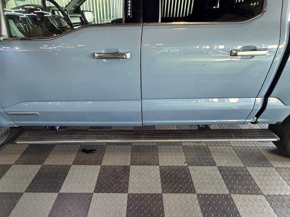 Ford F-150 Lariat SuperCrew 5.5-ft. Bed 4WD 2023