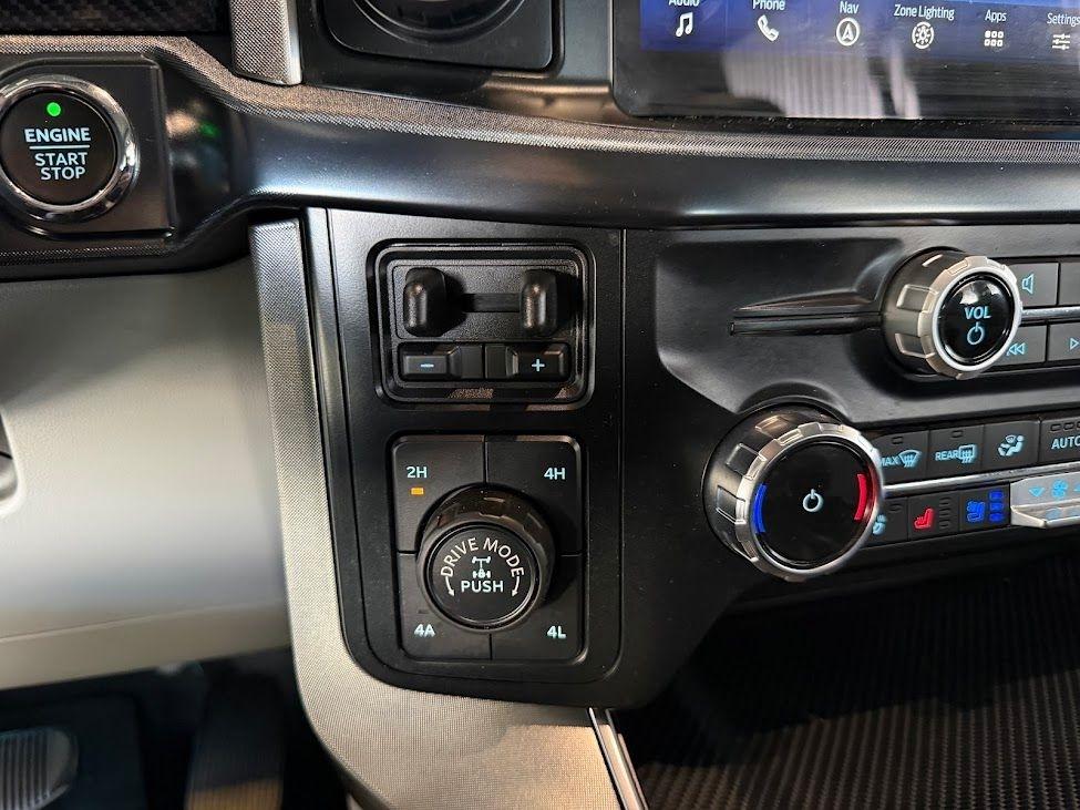 Ford F-150 Lariat SuperCrew 5.5-ft. Bed 4WD 2023