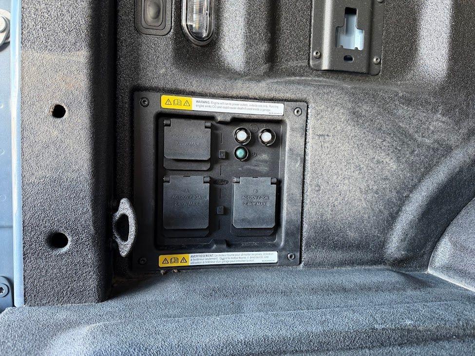Ford F-150 Lariat SuperCrew 5.5-ft. Bed 4WD 2023